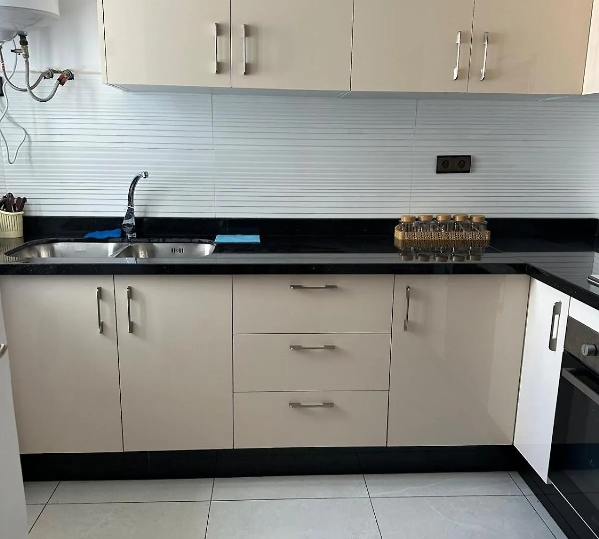 Appartement Lumineux A Deux Pas De La Mer Anza アガディール